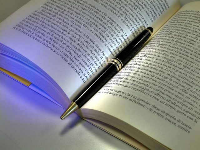 Book FOTO: Book