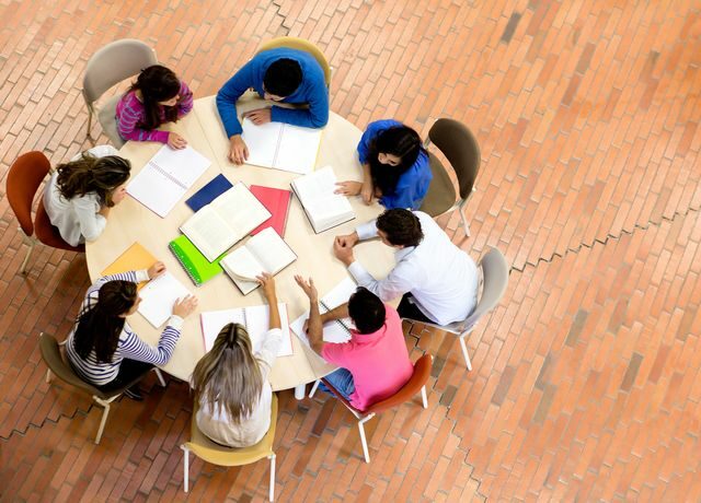 FOTO: Studenti