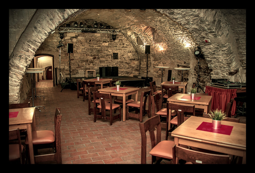 Studentské kluby v Praze K4 Celetná